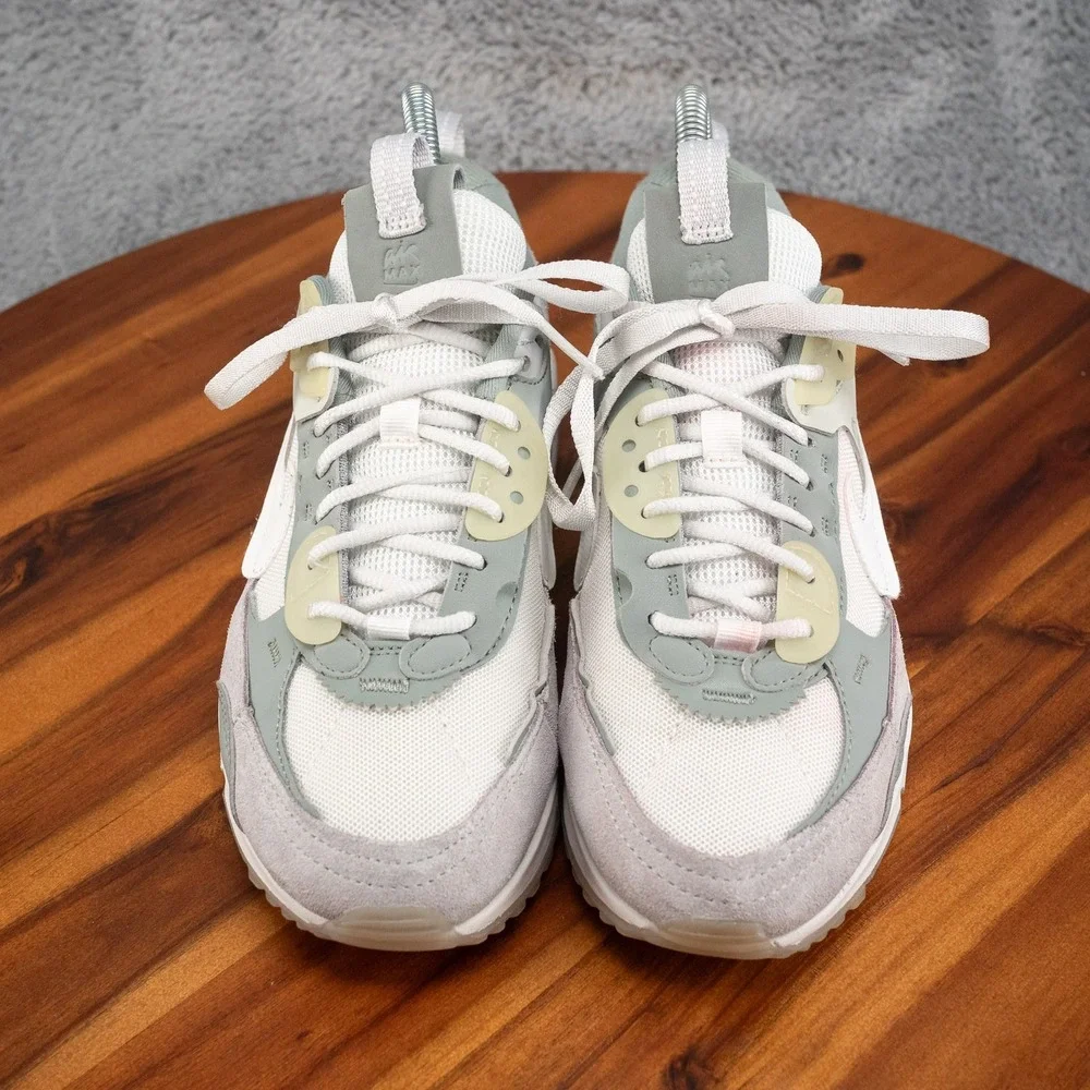 Size 6.5 Women Nike Air Max 90 'Mint Green' DM9922-105